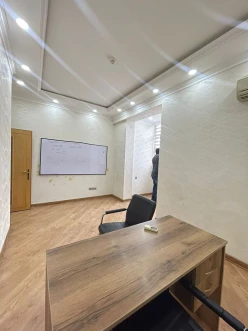 İcarə yeni tikili 4 otaqlı 90 m²,  28 May m.-2