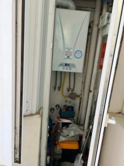 Satılır yeni tikili 2 otaqlı 63 m², İnşaatçılar m.-11