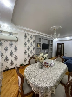 Satılır yeni tikili 3 otaqlı 120 m², İnşaatçılar m.-5