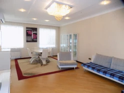 Satılır yeni tikili 3 otaqlı 130 m², Şah İsmayıl Xətai m.-3