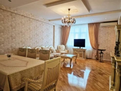 Satılır yeni tikili 3 otaqlı 156 m², Nərimanov r.-4