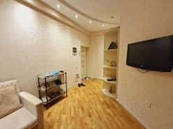 Satılır yeni tikili 3 otaqlı 156 m², Nərimanov r.-16