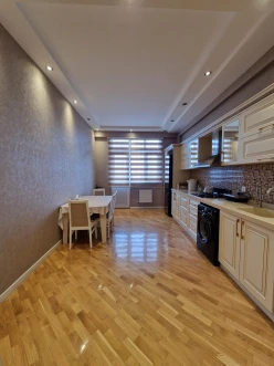 Satılır yeni tikili 3 otaqlı 156 m², Nərimanov r.-9