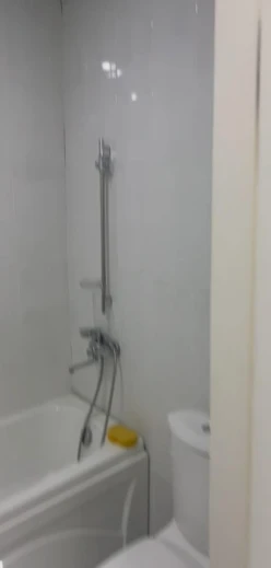 İcarə yeni tikili 1 otaqlı 40 m², İnşaatçılar m.-8