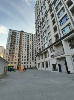 İcarə yeni tikili 3 otaqlı 82.54 m²,  Nərimanov-2
