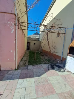 Satılır ev/villa 5 otaqlı 110 m², Əmircan-8 Satılır ev/villa 5 otaqlı 110 m², Əmircan-8