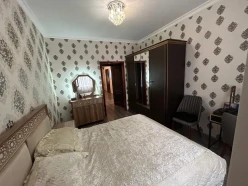 Satılır köhnə tikili 3 otaqlı 70 m²,  Memar Əcəmi m.-5