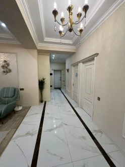 Satılır yeni tikili 3 otaqlı 111 m²,  Həzi Aslanov m.-10