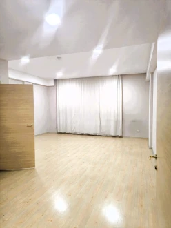 İcarə ofis 1 otaqlı 42 m²,  Gənclik m.-8