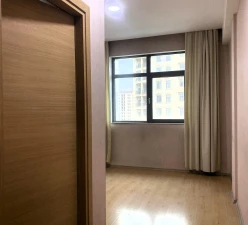 İcarə ofis 1 otaqlı 42 m²,  Gənclik m.-4