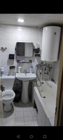 İcarə köhnə tikili 2 otaqlı 50 m²,  Neftçilər m.-7