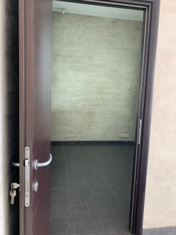 İcarə ofis 10 otaqlı 360 m²,  Şah İsmayıl Xətai m.-18