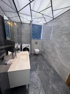 İcarə yeni tikili 4 otaqlı 270 m²,  28 May m.-12