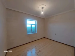 Satılır ev/villa 3 otaqlı 100 m², Binə q.-9