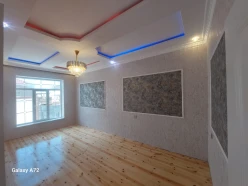 Satılır ev/villa 3 otaqlı 100 m², Binə q.-9