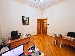 İcarə ofis 2 otaqlı 70 m²,  Səbail-2