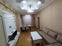 İcarə yeni tikili 2 otaqlı 60 m²,  Neftçilər m.-4