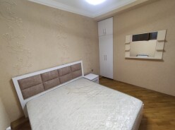 İcarə yeni tikili 2 otaqlı 60 m²,  Neftçilər m.-5