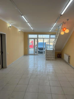 İcarə obyekt 200 m², Saray q.