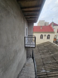 Satılır yeni tikili 2 otaqlı 40 m², İnşaatçılar m.-10 Satılır yeni tikili 2 otaqlı 40 m², İnşaatçılar m.-10