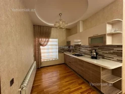 Satılır ev/villa 9 otaqlı 250 m², Binə q.-11
