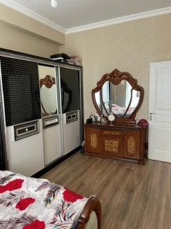 Satılır yeni tikili 3 otaqlı 85 m², İnşaatçılar m.-5