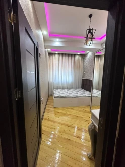 Satılır yeni tikili 2 otaqlı 56 m², İnşaatçılar m.-3