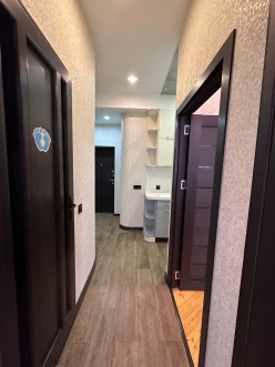 Satılır yeni tikili 2 otaqlı 56 m², İnşaatçılar m.-27