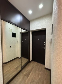 Satılır yeni tikili 2 otaqlı 56 m², İnşaatçılar m.-18