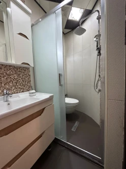 Satılır yeni tikili 2 otaqlı 56 m², İnşaatçılar m.-12