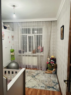 Satılır köhnə tikili 3 otaqlı 75 m², Həzi Aslanov m.-14