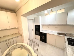İcarə köhnə tikili 3 otaqlı 70 m²,  İnşaatçılar m.-8