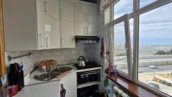 Satılır köhnə tikili 3 otaqlı 65 m²,  İnşaatçılar m.-16