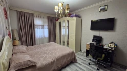 Satılır köhnə tikili 3 otaqlı 65 m²,  İnşaatçılar m.-12