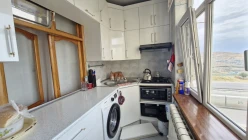 Satılır köhnə tikili 3 otaqlı 65 m²,  İnşaatçılar m.-2