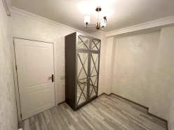 İcarə köhnə tikili 3 otaqlı 70 m²,  İnşaatçılar m.-10