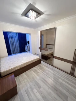 İcarə köhnə tikili 3 otaqlı 70 m²,  İnşaatçılar m.-9