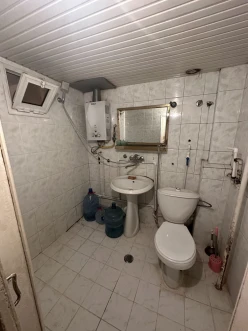 {"az": "Satılır köhnə tikili 2 otaqlı 45 m², İnşaatçılar m.", "en": "Sale old building 2 rooms 45 m²,  Insaatchilar m.", "ru": "Продан Старое здание 2 Комнаты 45 m²,  Иншаатчылар м."}-7