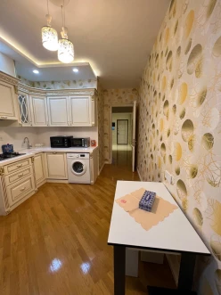 İcarə yeni tikili 2 otaqlı 108 m²,  20 yanvar m.-6