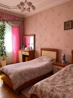 Satılır yeni tikili 3 otaqlı 165 m²,  Nərimanov-9