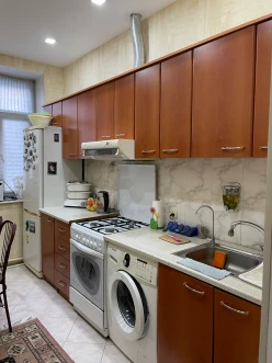 İcarə köhnə tikili 2 otaqlı 45 m²,  Bayıl-6