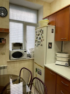 İcarə köhnə tikili 2 otaqlı 45 m²,  Bayıl-9