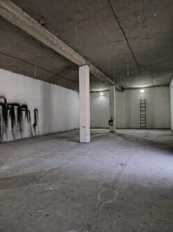 İcarə obyekt 200 m²,  Avtovağzal m.-3