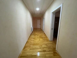 {"az": "İcarə yeni tikili 3 otaqlı 120 m², İnşaatçılar m.", "en": "Rent new building 3 rooms 120 m²,  Insaatchilar m.", "ru": "Аренда Новое здание 3 Комнаты 120 m²,  Иншаатчылар м."}-10