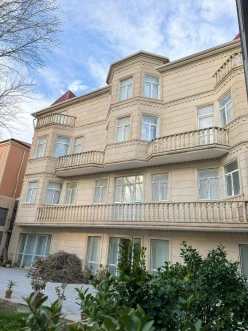 Satılır ev/villa 20 otaqlı 800 m², M.Ə.Rəsulzadə Satılır ev/villa 20 otaqlı 800 m², M.Ə.Rəsulzadə
