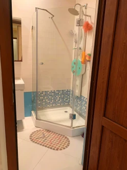 Satılır yeni tikili 4 otaqlı 180 m²,  Azadlıq prospekti m.-7