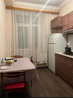 İcarə yeni tikili 1 otaqlı 40 m²,  İnşaatçılar m.-3