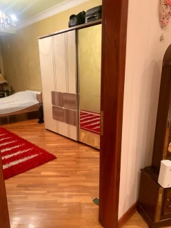 Satılır yeni tikili 4 otaqlı 180 m²,  Azadlıq prospekti m.-6