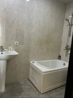 İcarə yeni tikili 1 otaqlı 40 m²,  İnşaatçılar m.-2