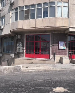 Satılır obyekt 217 m²,  Qara Qarayev m.